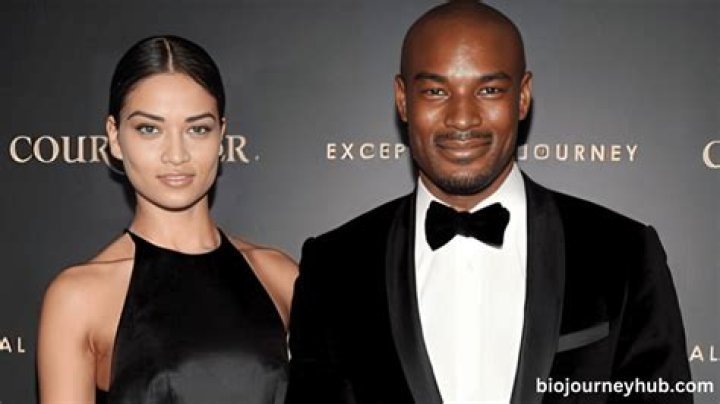 All About Manolo Cardona | Net Worth, Relationship, Career